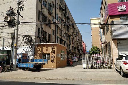 长虹百花沁苑精装三居送25万装修拎包入住证齐满二